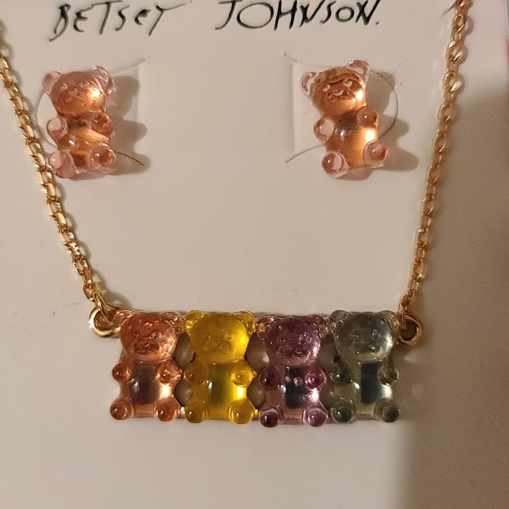 Betsey Johnson Gummi Jewelry set (READ DESCRIPTION